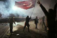 Las manifestaciones se dieron luego de la detención del alcalde opositor de Estambul Foto: X