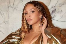 La reina del pop, Beyoncé lanzó CÉ NOIR, un perfume inspirado en su icónica gira Foto: Instagram/ Beyoncé