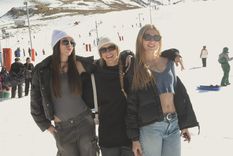 En el fin de semana del Día del Amigo, muchos eligieron Las Leñas. Mirá la galería de fotos al final de la nota. En el fin de semana del Día del Amigo, muchos eligieron Las Leñas. Mirá la galería de fotos al final de la nota.