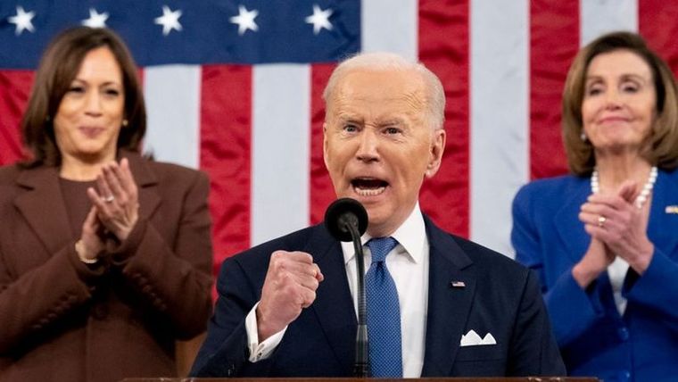 Joe Biden se refirió a la invasión de Ucrania al comienzo de su primer discurso oficial del Estado de la Unión ante el Congreso. Foto: POOL
