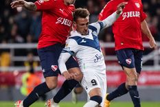 Vélez volverá a jugar con Independiente. Foto: NA