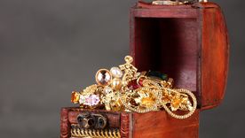 Ilustrativa. Subasta de joyas y alhajas en el Banco Ciudad.