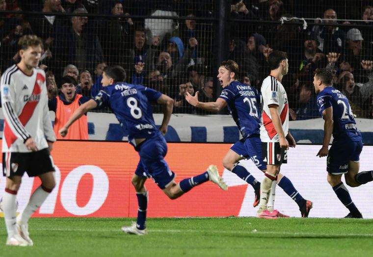 River perdió ante Gimnasia de La Plata en el Bosque.