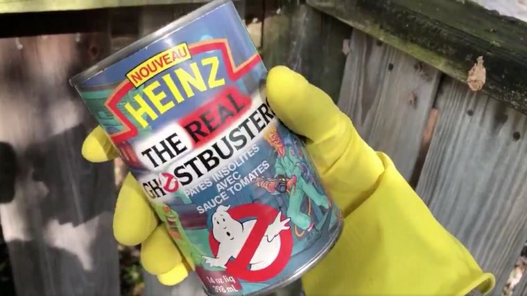 Una lata de pasta de Los cazafantasmas.