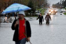 Elevan a naranja el alerta en la ciudad de La Plata ante las lluvias récord que se registran. Foto: Télam