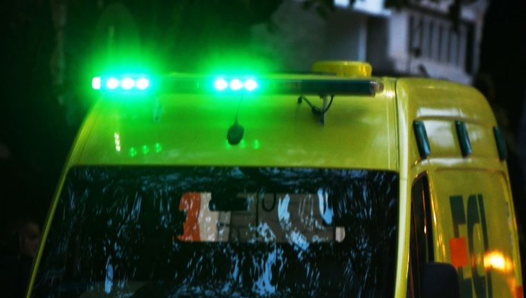 Médicos del SEC constataron la muerte del hombre y de la mujer. Foto: Santiago Tagua/MDZ