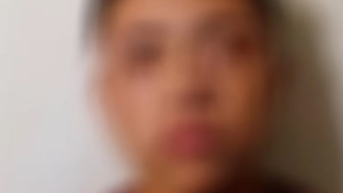 Crimen de Kim Gómez: video muestra el momento en que reciben a uno de los menores detenidos