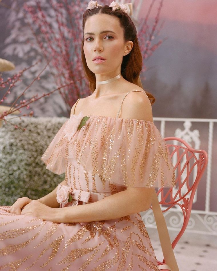 Mandy Moore se destaca como cantante y, más recientemente, como actriz, en la serie This is us.