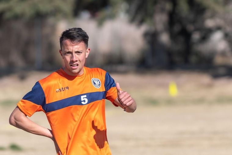 Independiente Rivadavia Santiago Úbeda Santiago Úbeda se va a Sol de América de Paraguay. Foto: @CSIRoficial
