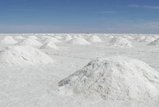 china va tambien por bolivia: inversion millonaria en salar de uyuni