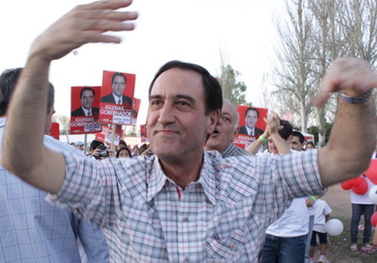 A ganar o ganar. Iglesias se juega todo el domingo.