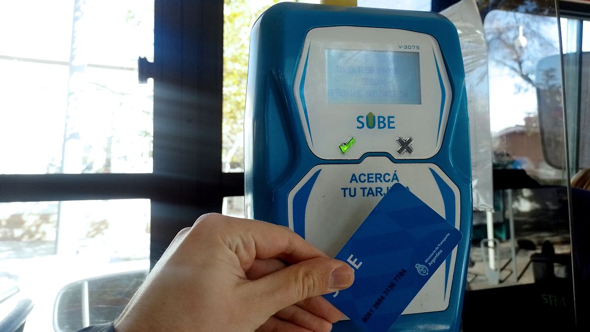 Aumentaron los colectivos y subtes en Buenos Aires: cuánto cuestan los pasajes desde este lunes