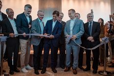 luis lacalle pou participo de la inauguracion de la lujosa trump tower de punta del este