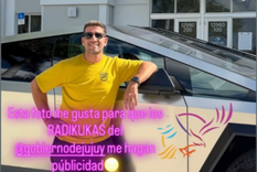 el diputesla le ofrecio su cybertruck a javier milei en medio de la polemica: seria un honor