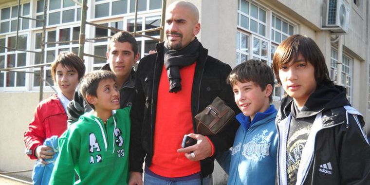 Una de las cosas positivas del viaje, los chicos con el Idolo, la Bruja Veron. Foto: Mediamza.com