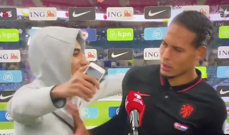 Van Dijk no reaccionó bien Foto: captura de TV