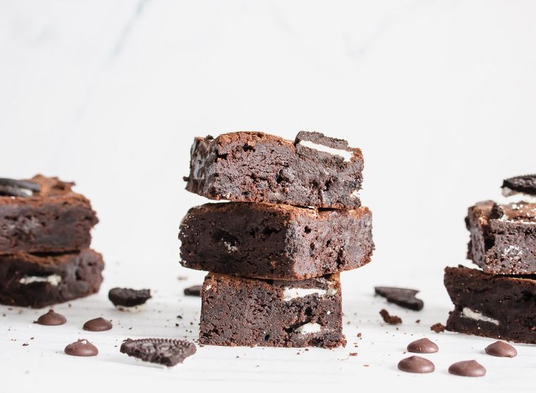 Estos cuadrados de brownie se ganarán tu corazón, ¡como se han ganado el nuestro! Pruébalos y no te arrepentirás.