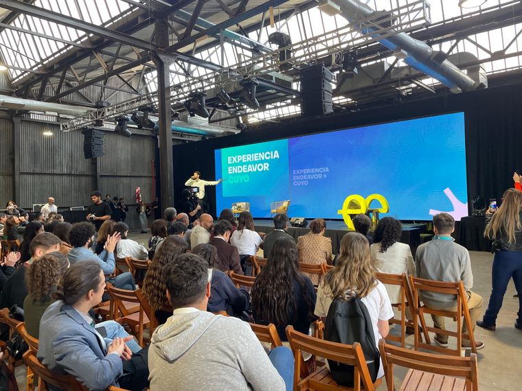 La nueva edición de la Experiencia Endeavor Cuyo convocó a miles de emprendedores de toda la región. Foto: Sol Devia