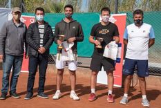 Los finalistas del torneo junto a Roberto Melero, Marcos Santisteban y Jota Rodríguez. Foto: Gentileza: Cristian Jofré