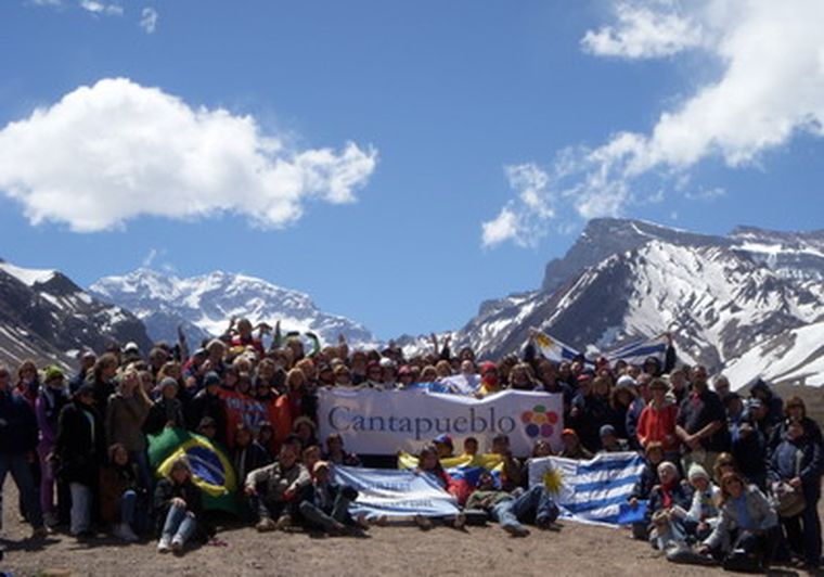 Los coros en el Aconcagua. Foto: MDZ