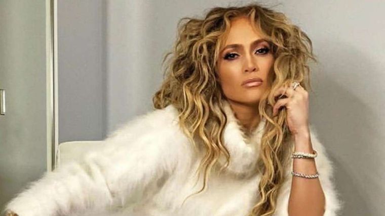 Como nunca antes vista: Jlo se despojó de la ropa frente a las cámaras y lo que se vio impactó a todos