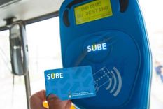 Beneficiarios de Anses pueden obtener un 55% de descuento a través de la tarjeta SUBE. Foto: Archivo MDZ