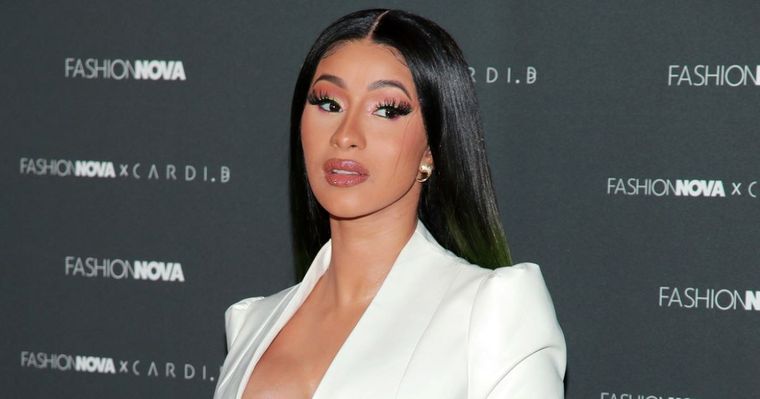 Cardi B enfrentaría una demanda por agresión tras una presentación en Las Vegas Foto: Cardi B / Instagram