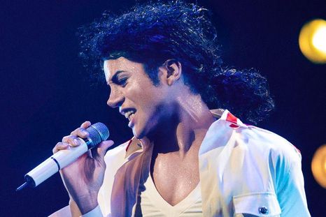 Jaafar Jackson, el sobrino del "Rey del Pop", fue elogiado por su interpretación del cantante. Jaafar Jackson, el sobrino del "Rey del Pop", fue elogiado por su interpretación del cantante.