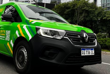 Renault Kangoo: Lanzamiento de logística sostenible con Dar Sentido Renault Kangoo: Lanzamiento de logística sostenible con Dar Sentido