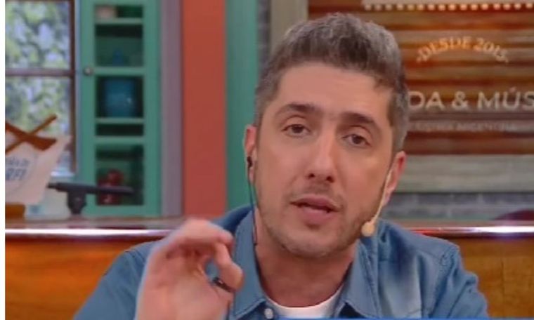 Jey Mammon compartió en sus redes el tenso momento que se vivió durante la emisión de este domingo del programa. Foto: Captura de TV