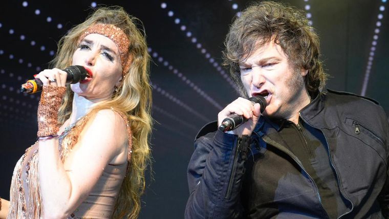 Javier Milei y Fátima Florez en Mar del Plata. Javier Milei y Fátima Florez en Mar del Plata.