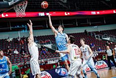 Los pibes no pudieron con Serbia y jugarán por el quinto puesto. Foto: CABB