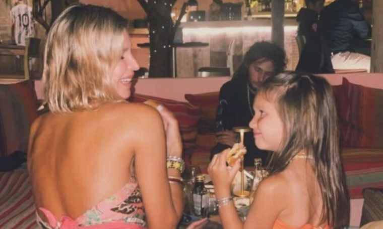 Dolores Barreiro mostró cómo está su hija Indra, de 9 años La niña es fruto de la relación que la modelo tuvo con Matías Camisani