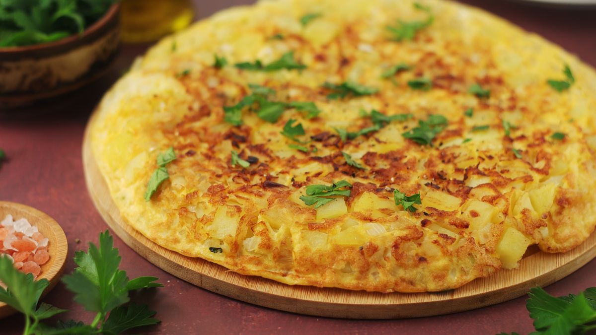 La receta auténtica de tortilla de papa italiana que es un boom