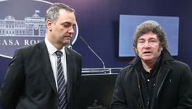 Manuel Adorni fue uno de los funcionarios en defender Homo Argentum. También lo hizo Javier Lanari. Foto: Presidencia Manuel Adorni fue uno de los funcionarios en defender Homo Argentum. También lo hizo Javier Lanari. Foto: Presidencia
