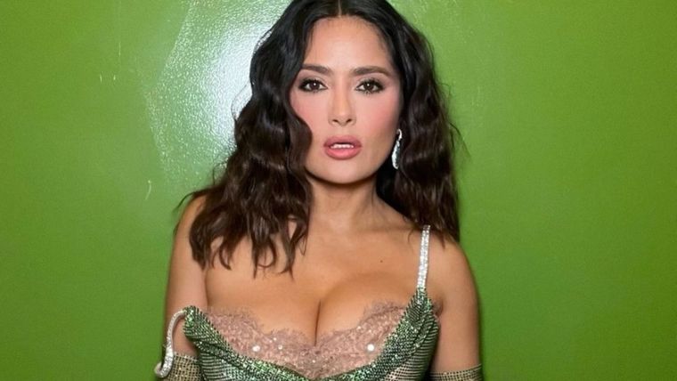 Foto: https://www.heraldousa.com/entretenimiento/2023/1/23/salma-hayek-tiene-estos-tips-rutinas-para-mantenerse-joven-los-56-anos-33307.html