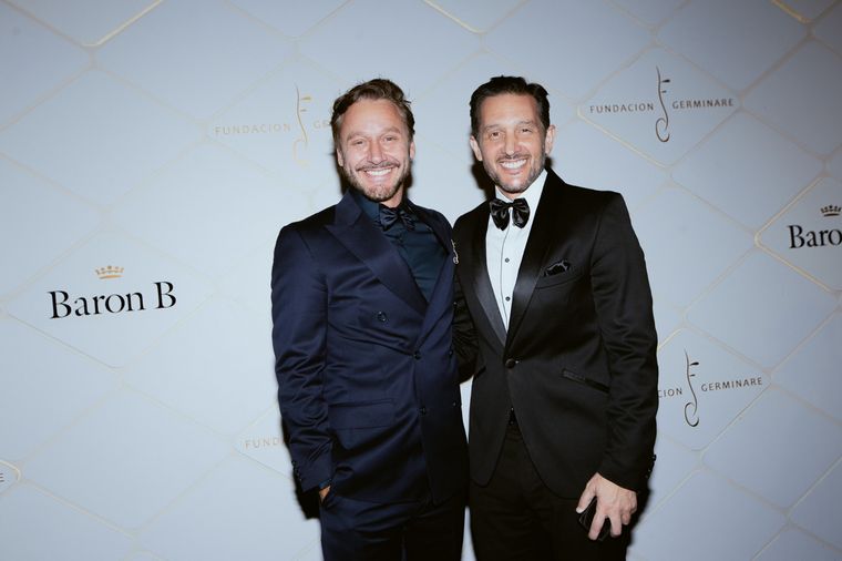 Benjamín Vicuña y Germán Paoloski, llegando al Prix Baron B. Foto: Gentileza Baron B