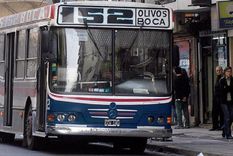 Un colectivo de línea se convirtió en la escena del crimen Foto: La Nación