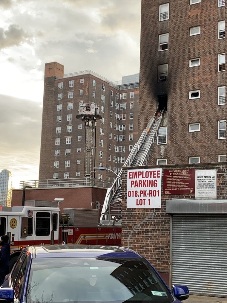 Imágenes del incendio. Foto: Departamento de Bomberos de Nueva York