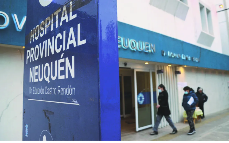 El bebe estaba sin vida cuando sus tíos lo llevaron al hospital Foto: X