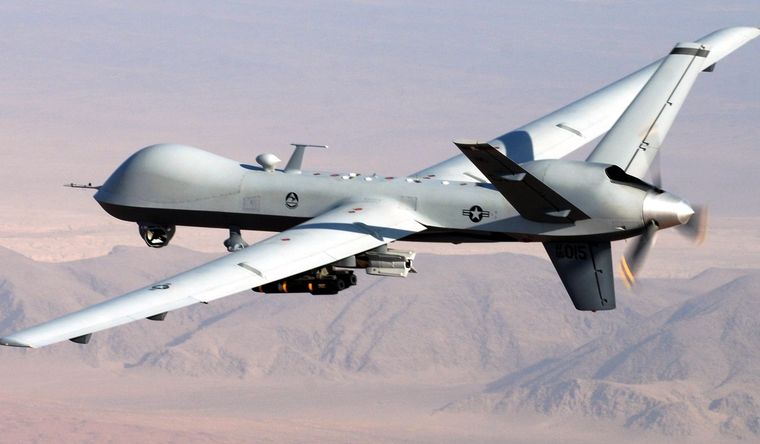 El Pentágono difundió el video que muestra cómo el dron fue interceptado por cazas rusos Foto: EFE