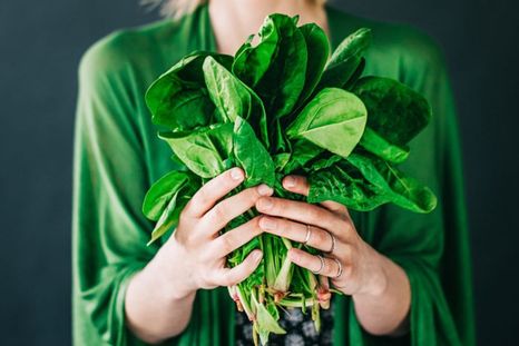 Las espinacas son pura fibra. Foto: Archivo Las espinacas son pura fibra. Foto: Archivo