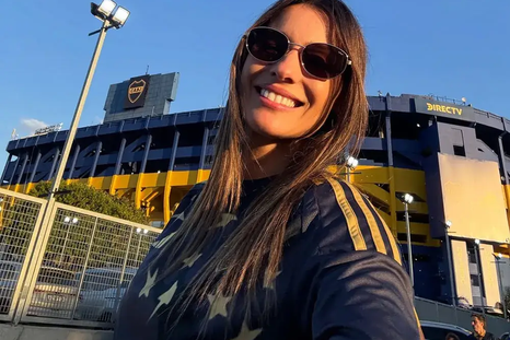 Pampita en La Bombonera. Pampita en La Bombonera.
