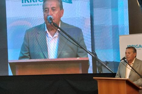 En medio de la crisis por desbordes cloacales en Los Corralitos, el organismo del que es titular Sergio Marinelli denunció a Aysam. En medio de la crisis por desbordes cloacales en Los Corralitos, el organismo del que es titular Sergio Marinelli denunció a Aysam.
