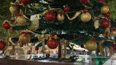 Así quedó el árbol de Navidad del Kilómetro Cero. Así quedó el árbol de Navidad del Kilómetro Cero.