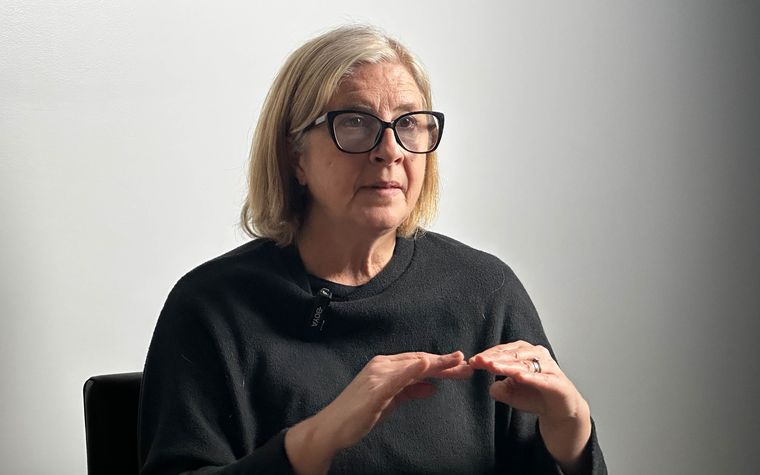 Verónica Vignoni pasó toda su infancia de cárcel en cárcel para visitar a sus padres detenidos por la dictadura.&nbsp;