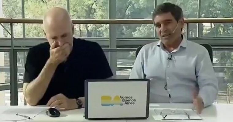 Rodríguez Larreta hizo todo lo que no hay que hacer en un estornudo
