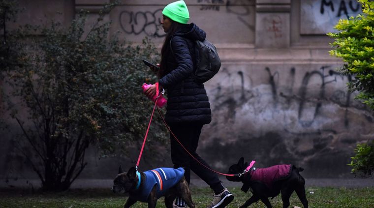 La mínima será de 3° y la máxima de 15°, con cielo parcialmente nublado.