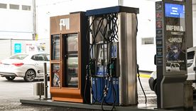 Baja el precio internacional del petróleo: cómo impacta en el valor de la nafta y el gasoil