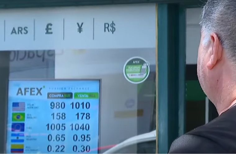 Así cerró el dólar blue. Foto: X.